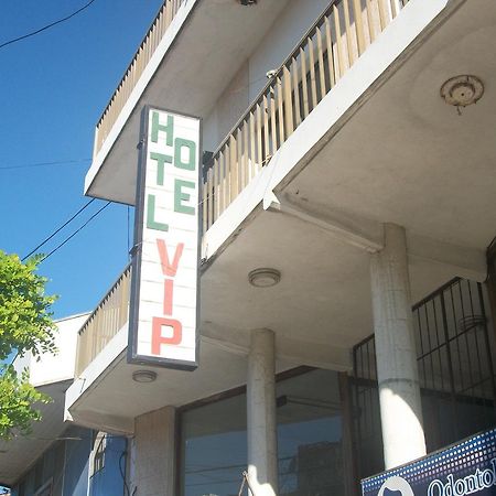 Hotel Vip Сан-Клементе-дель-Тую Екстер'єр фото